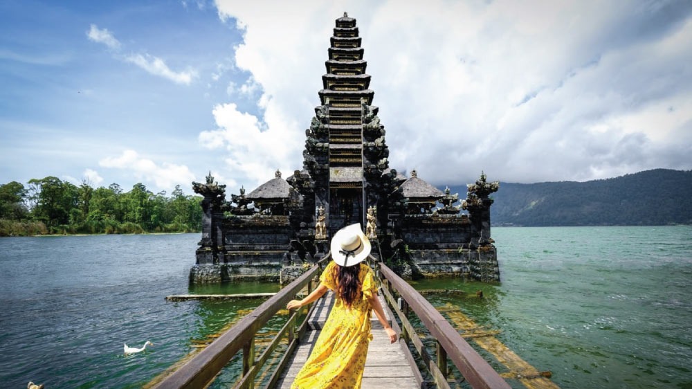 Pura Segara Ulun Danu Batur temple with Mount Batur caldera view